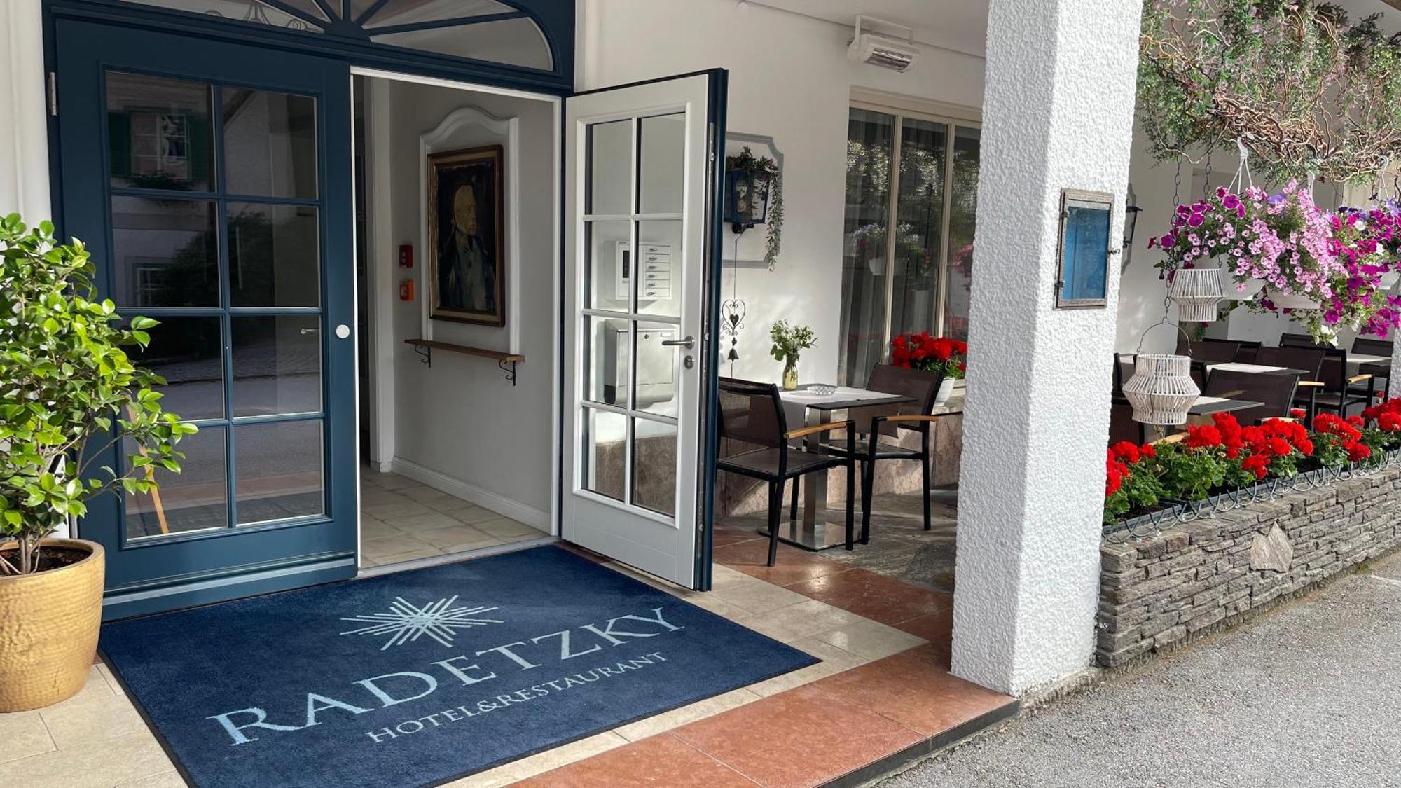 Hotel Radetzky Sankt Gilgen Exterior foto